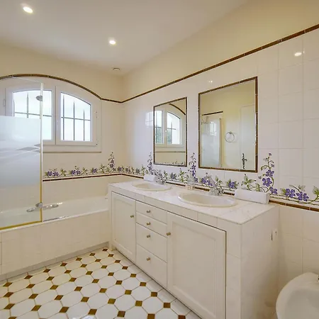 Immogroom - Exceptional - Sea View - Pool Vallauris