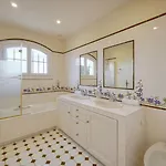 Βίλα Upstays Sea View Pool 200m² *