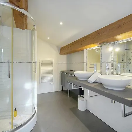 Upstays Sea View Pool 200m² فيلة *