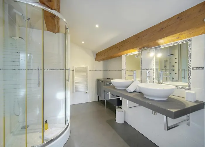 Upstays Sea View Pool 200m² Villa *