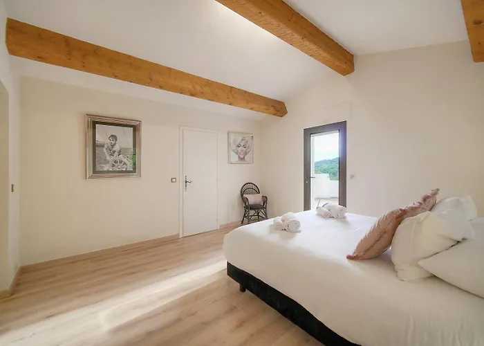 Villa Upstays Sea View Pool 200m² *
