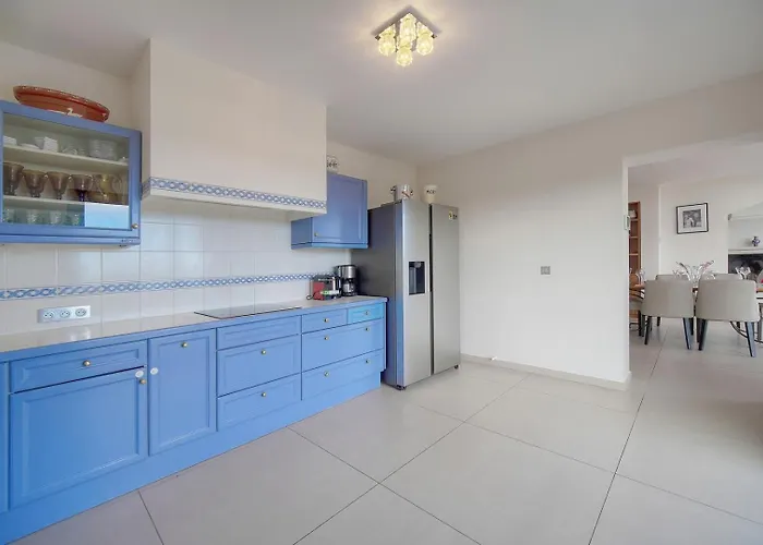 Upstays Sea View Pool 200m² *