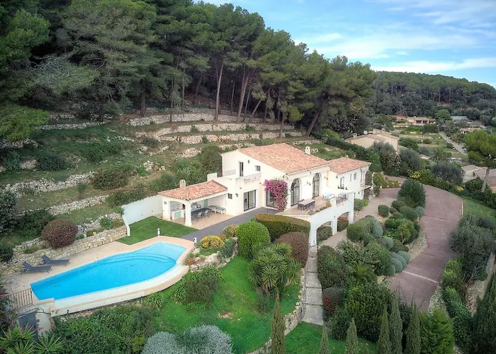 Upstays Sea View Pool 200m² Villa